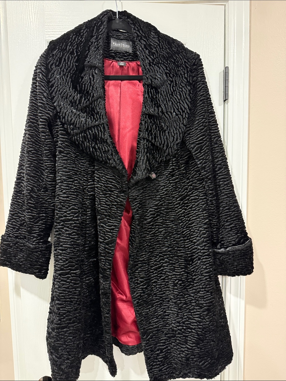 White House Black Market Black Textured Teddy Coat with Red Lining